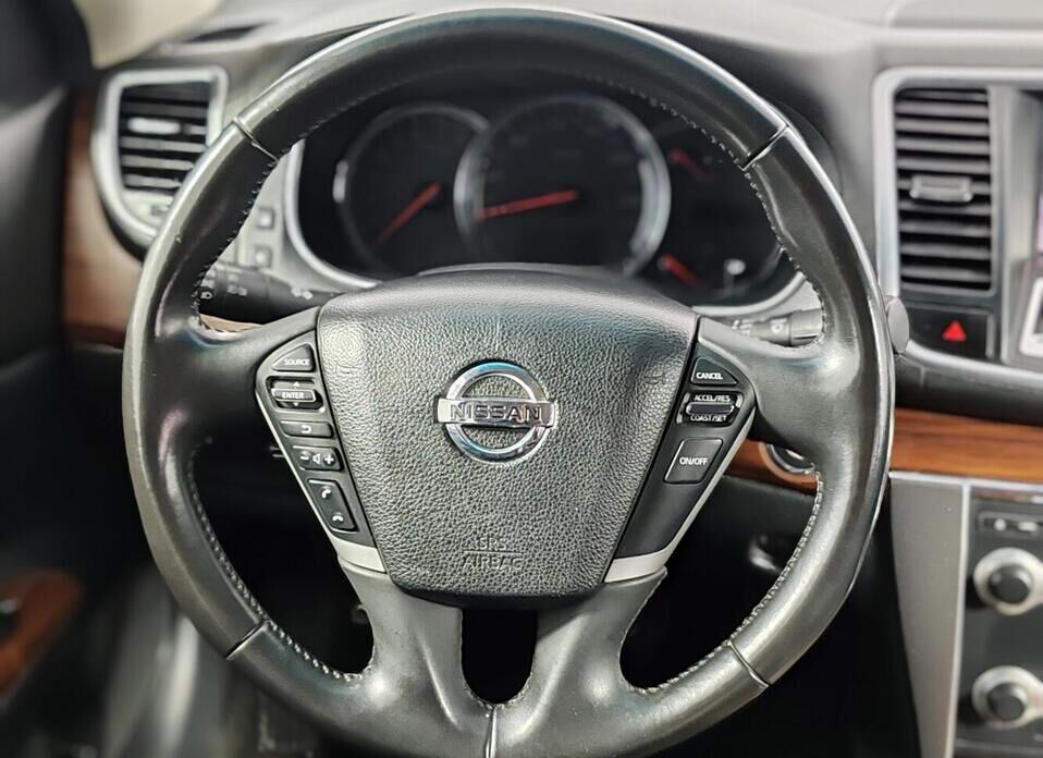 Nissan Teana 2.5 CVT (182 л.с.)