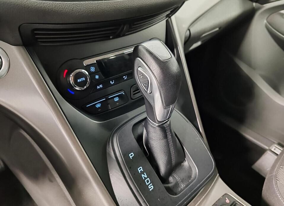 Ford Kuga, II 2.5 AT (150 л.с.)