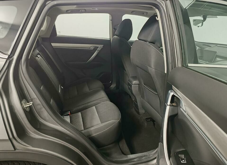 Geely Coolray 1.5 AMT (150 л.с.)