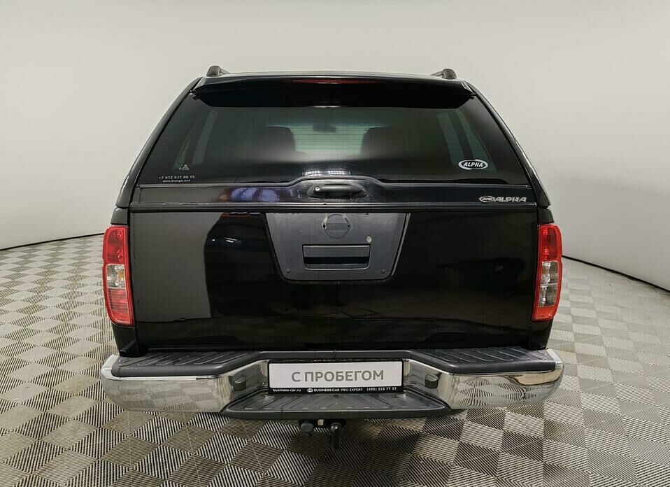 Nissan Navara (Frontier) 2.5d MT (174 л.с.) 4WD