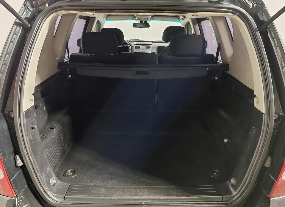 SsangYong Rexton, II 2.7d AT (163 л.с.) 4WD