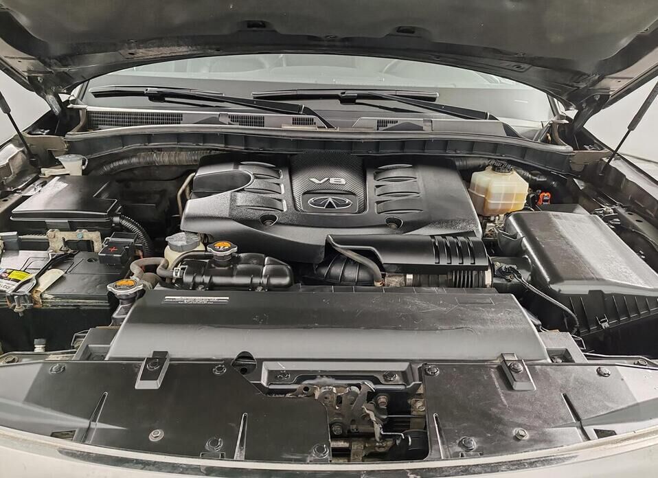 Infiniti QX80, I Рестайлинг 5.6 AT (405 л.с.) 4WD