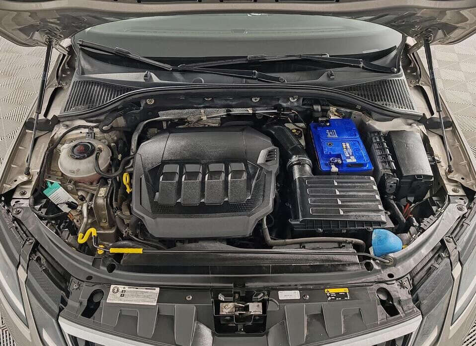 Skoda Octavia, III (A7) Рестайлинг 1.8 AMT (180 л.с.)