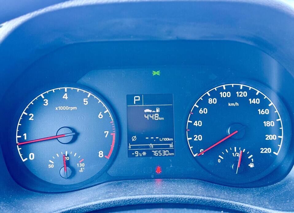 Hyundai Solaris, II 1.6 AT (123 л.с.)