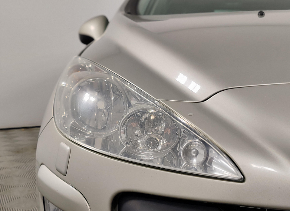 Peugeot 308, I 1.6 MT (120 л.с.)