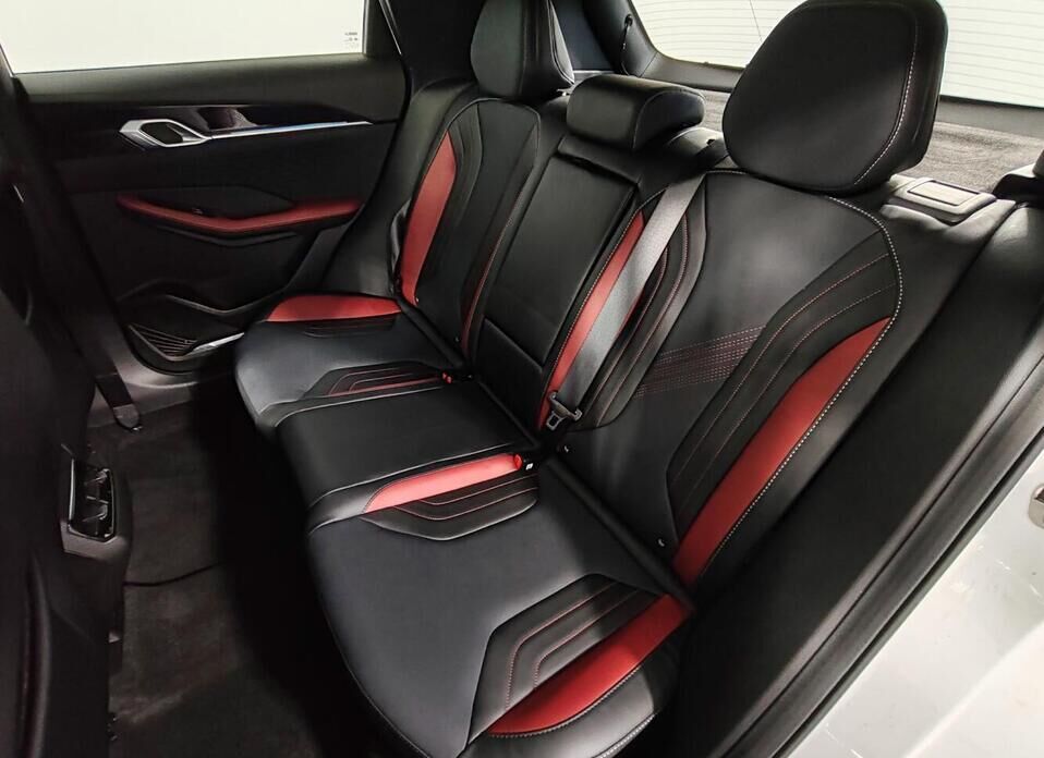 Geely Coolray, I Рестайлинг 1.5 AMT (147 л.с.)