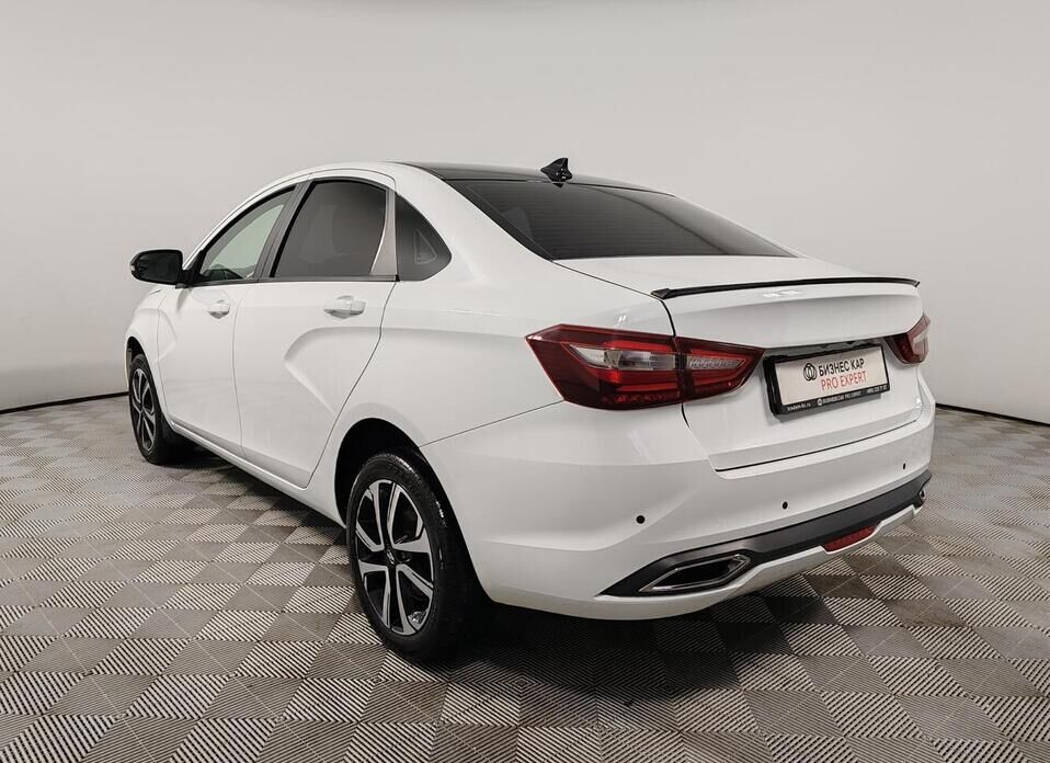 LADA (ВАЗ) Vesta, I Рестайлинг (NG) 1.6 MT (106 л.с.)