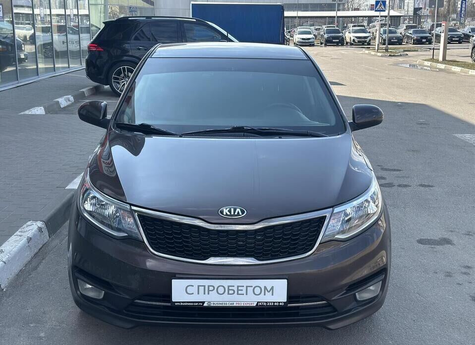 Kia Rio, III Рестайлинг 1.4 MT (107 л.с.)