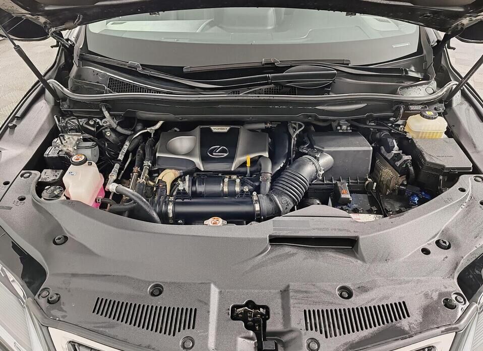 Lexus RX, IV Рестайлинг 300 2.0 AT (238 л.с.) 4WD