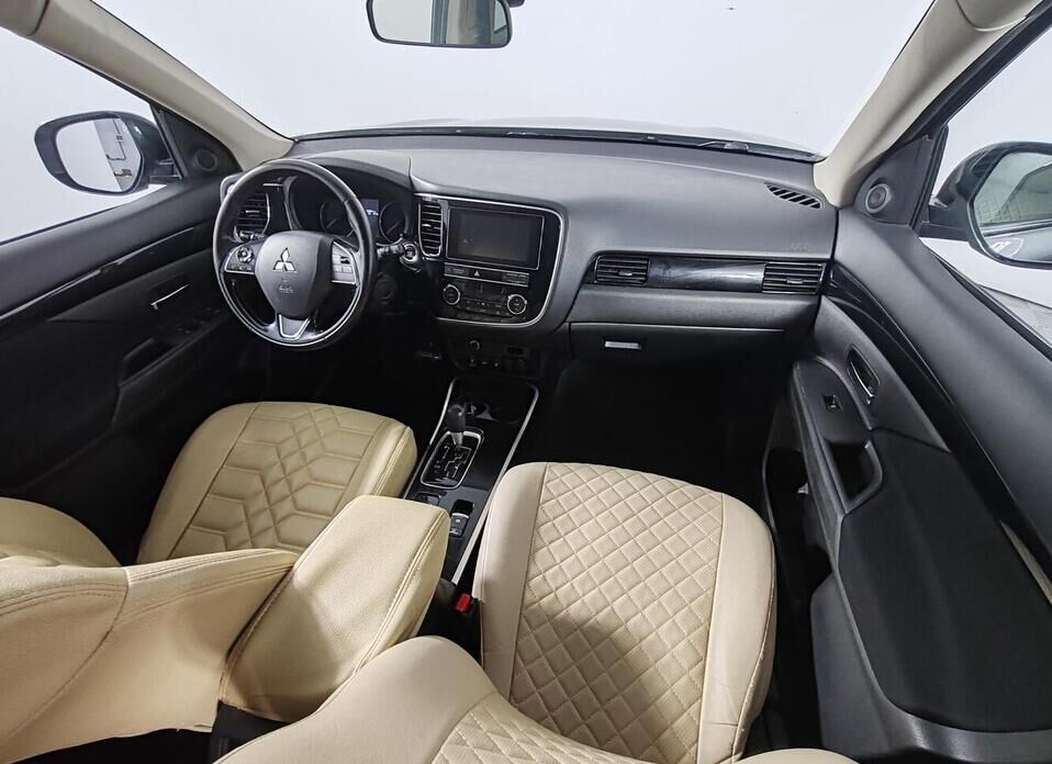 Mitsubishi Outlander, III Рестайлинг 3 2.0 CVT (146 л.с.) 4WD