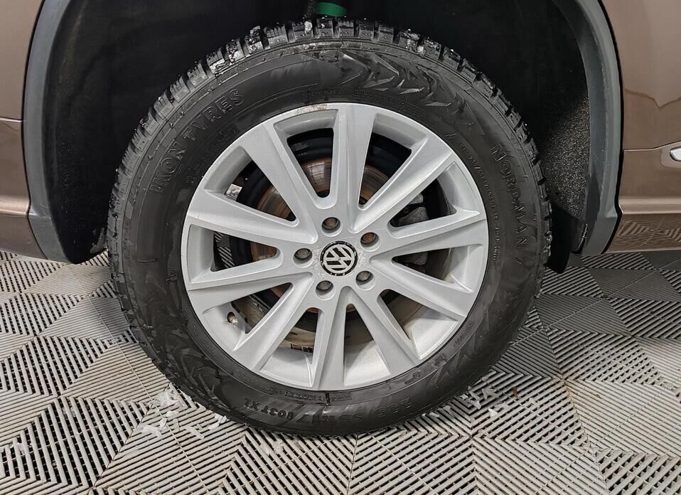 Volkswagen Tiguan, I Рестайлинг 2.0 AMT (210 л.с.) 4WD