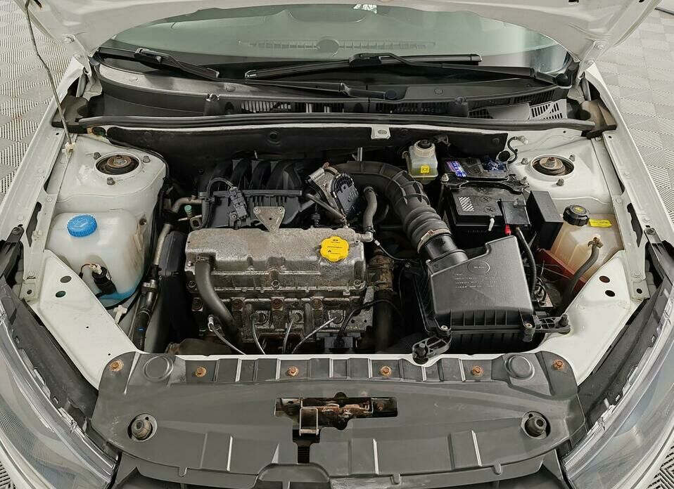 LADA (ВАЗ) Granta 1.6 MT (90 л.с.)
