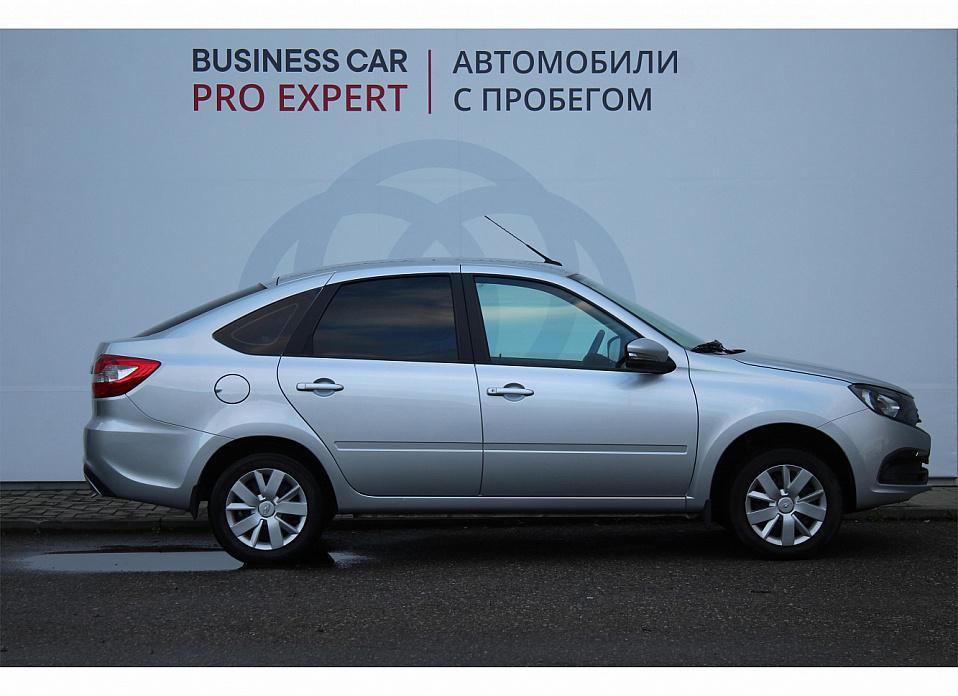 LADA (ВАЗ) Granta, I Рестайлинг Euro-2 1.6 MT (90 л.с.)