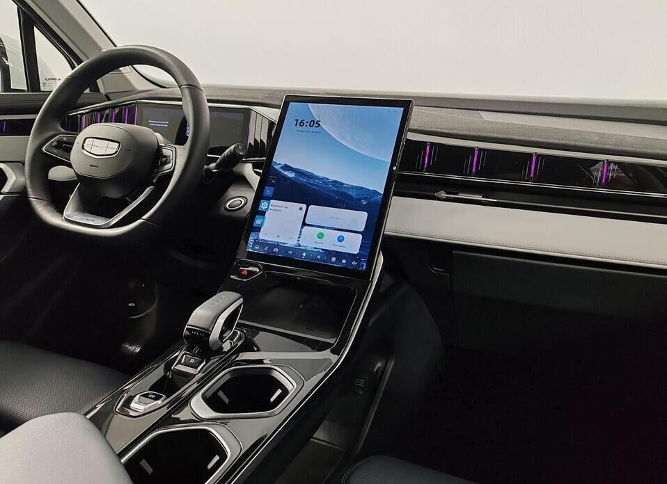 Geely Atlas, II 2.0 AMT (200 л.с.)