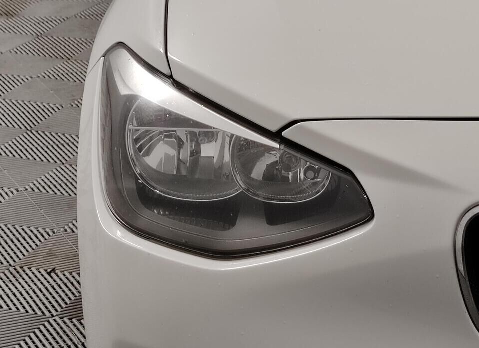 BMW 1 серии, II (F20/F21) 116i 1.6 AT (136 л.с.)