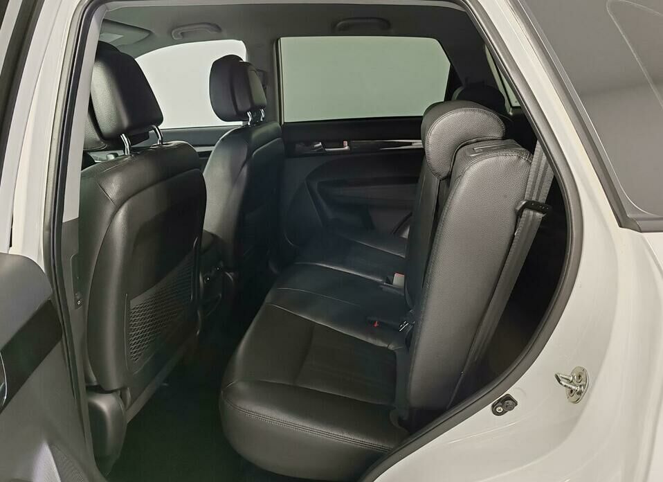 Kia Sorento 2.2d AT (197 л.с.) 4WD