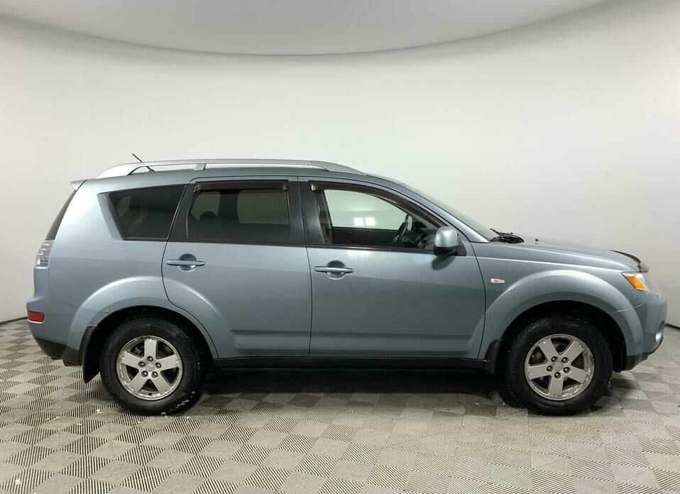 Mitsubishi Outlander 2.4 MT (170 л.с.) 4WD