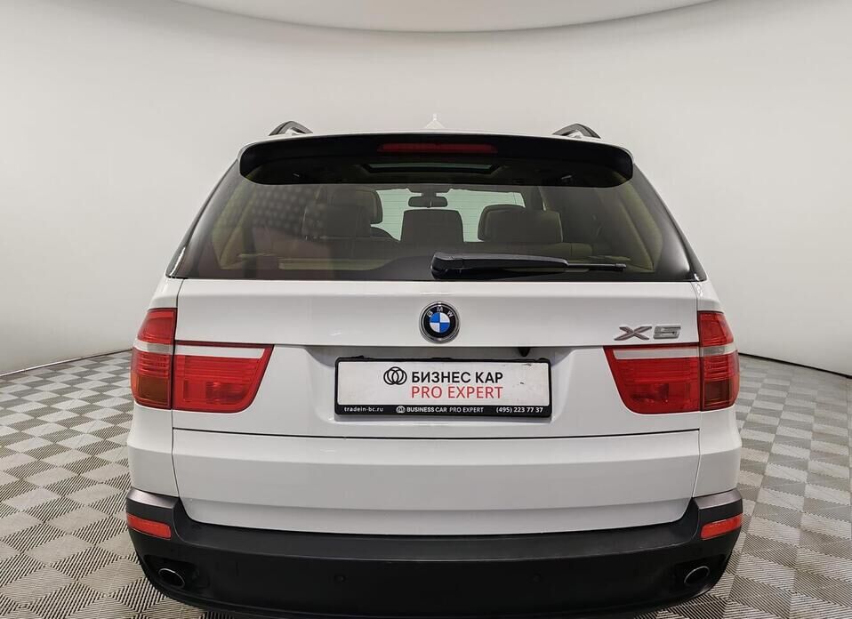 BMW X5, II (E70) 30i 3.0 AT (272 л.с.) 4WD