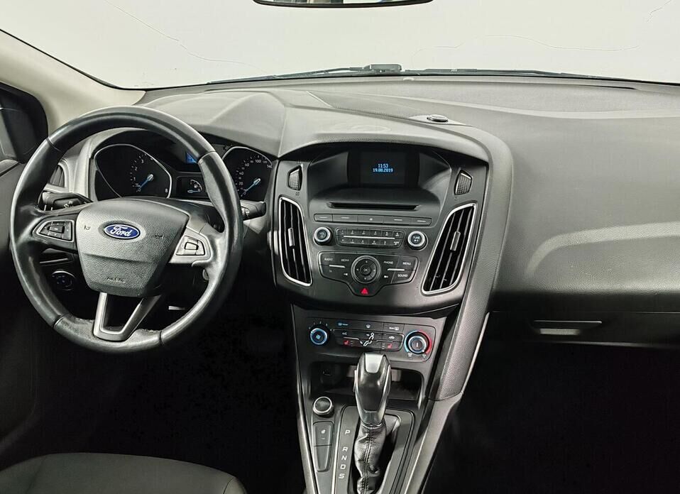 Ford Focus, III Рестайлинг 1.6 AMT (125 л.с.)