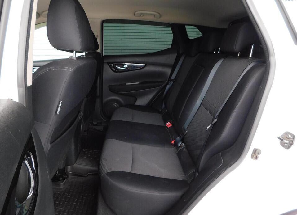 Nissan Qashqai, II 2.0 CVT (144 л.с.) 4WD