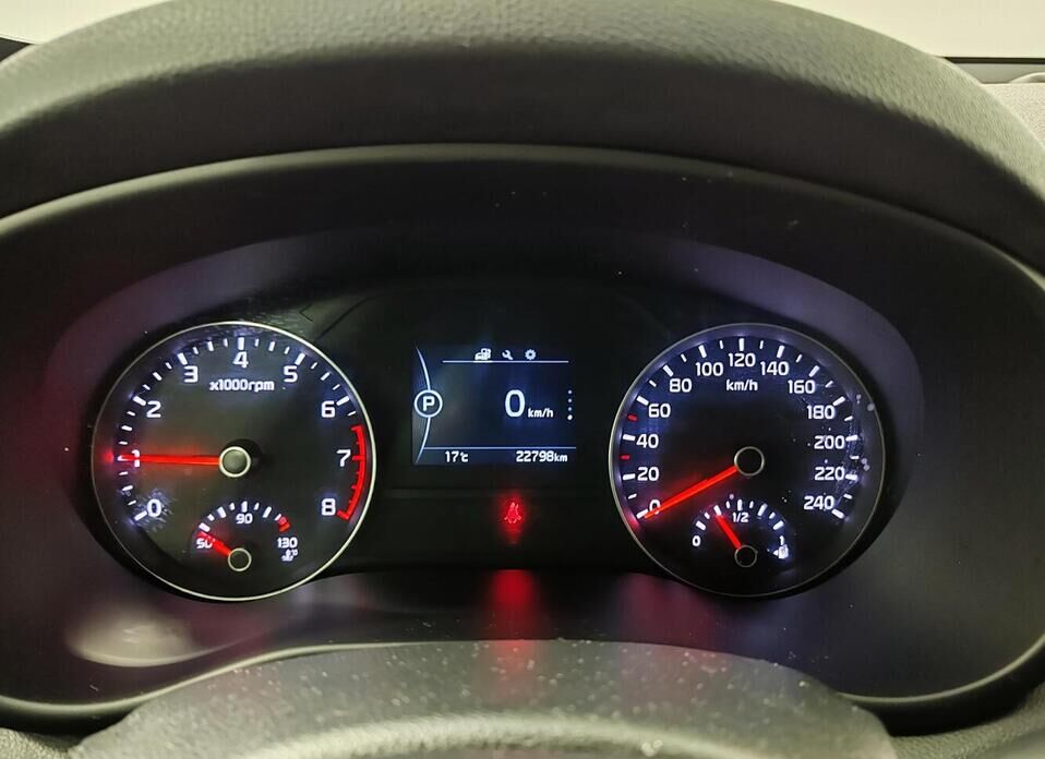 Kia Sportage, IV 2.0 AT (150 л.с.)
