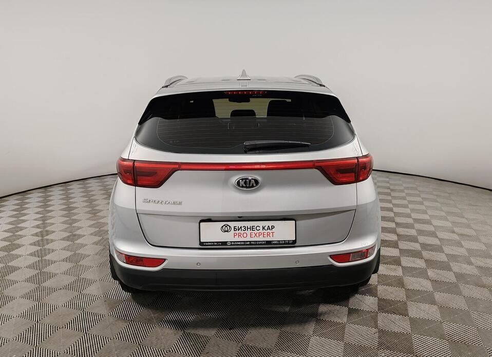Kia Sportage, IV 2.0 AT (150 л.с.)
