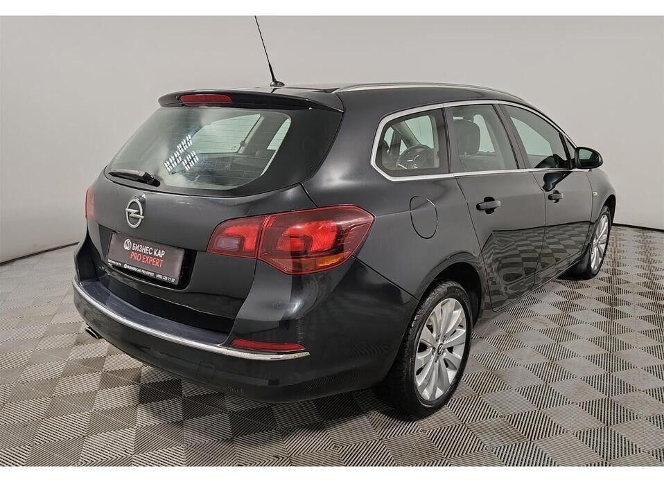 Opel Astra, J Рестайлинг 1.4 AT (140 л.с.)