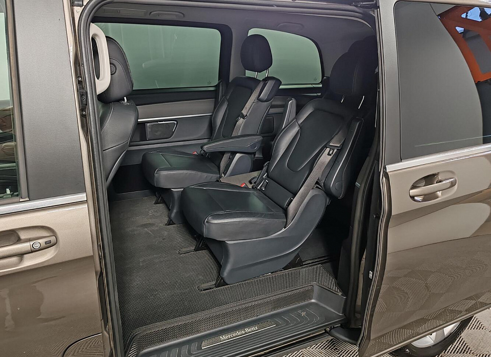 Mercedes-Benz V-Класс, III (W447) 250 d компактный 2.1d AT (190 л.с.) 4WD