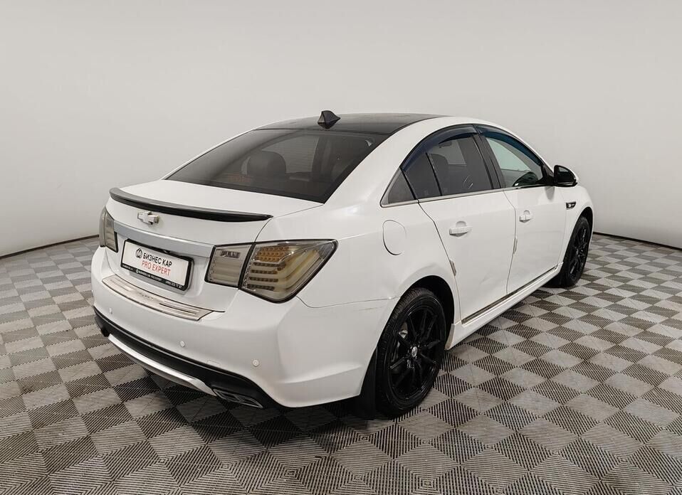 Chevrolet Cruze, I Рестайлинг 1.6 AT (109 л.с.)