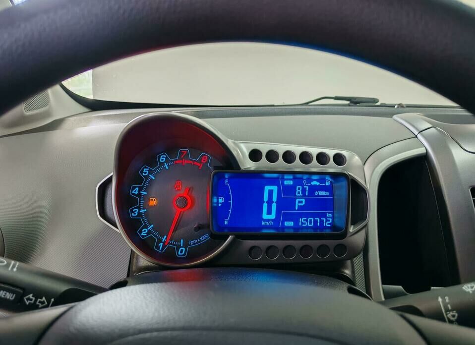 Chevrolet Aveo 1.6 AT (115 л.с.)
