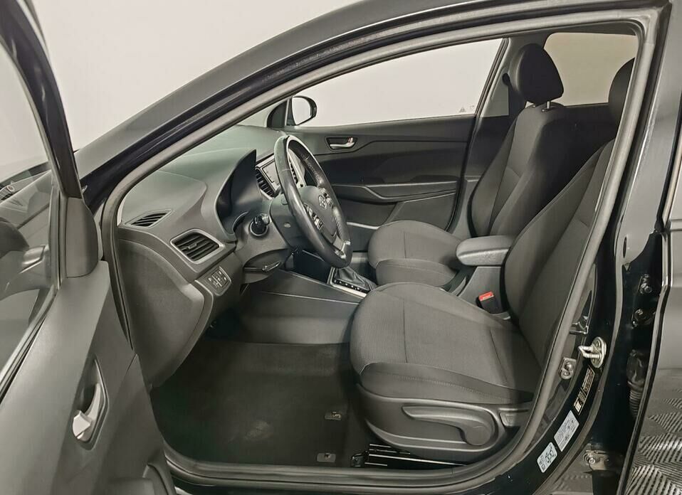 Hyundai Solaris 1.6 AT (123 л.с.)