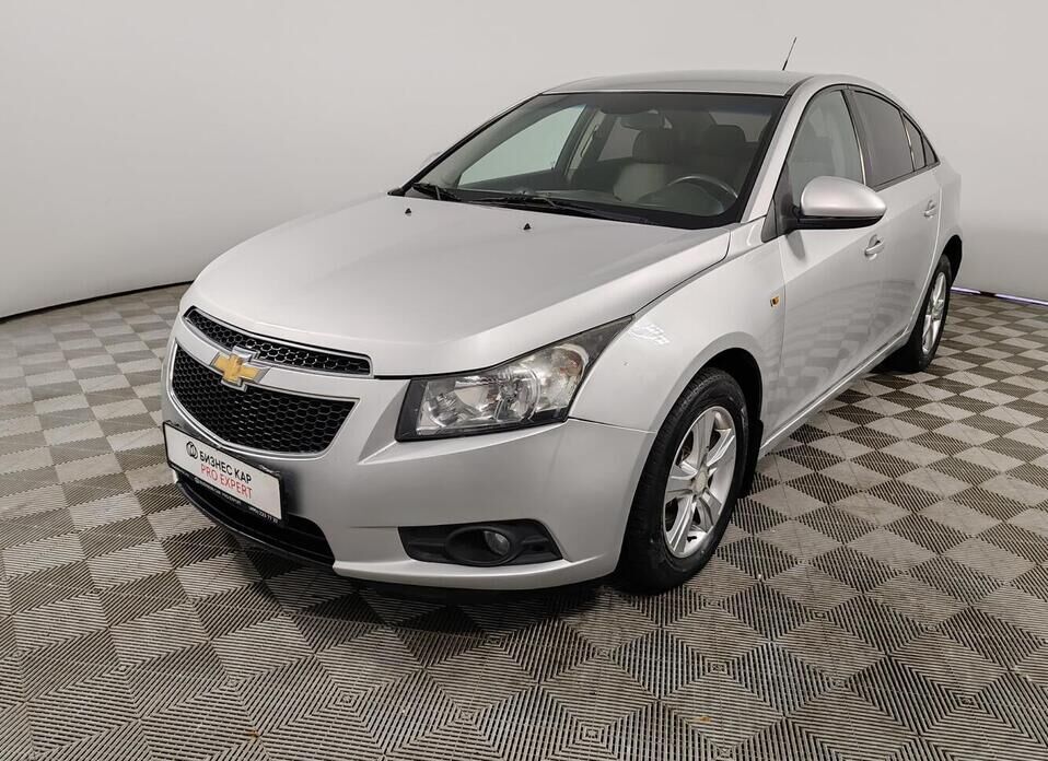Chevrolet Cruze 1.6 AT (109 л.с.)