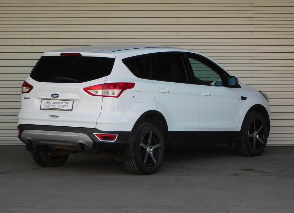 Ford Kuga 2.5 AT (150 л.с.)