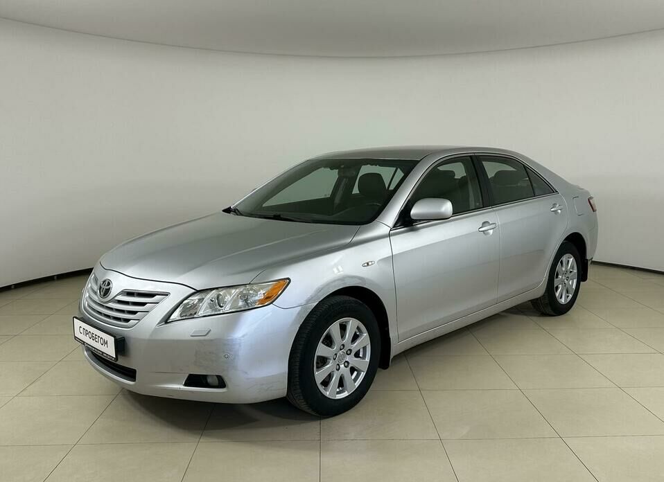 Toyota Camry 2.4 AT (167 л.с.)