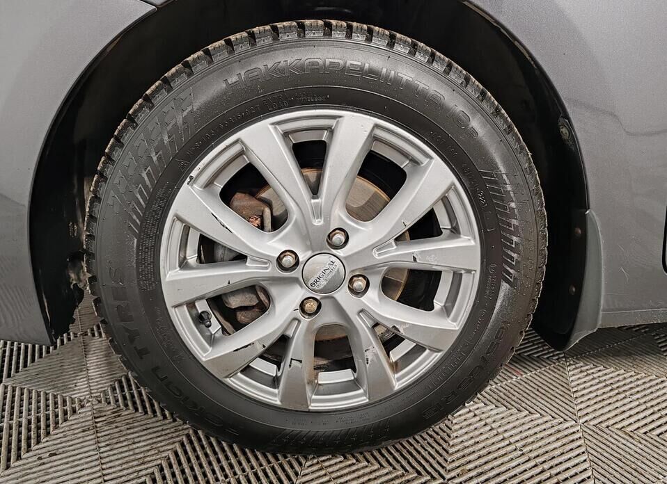 Hyundai Solaris, I Рестайлинг 1.6 AT (123 л.с.)