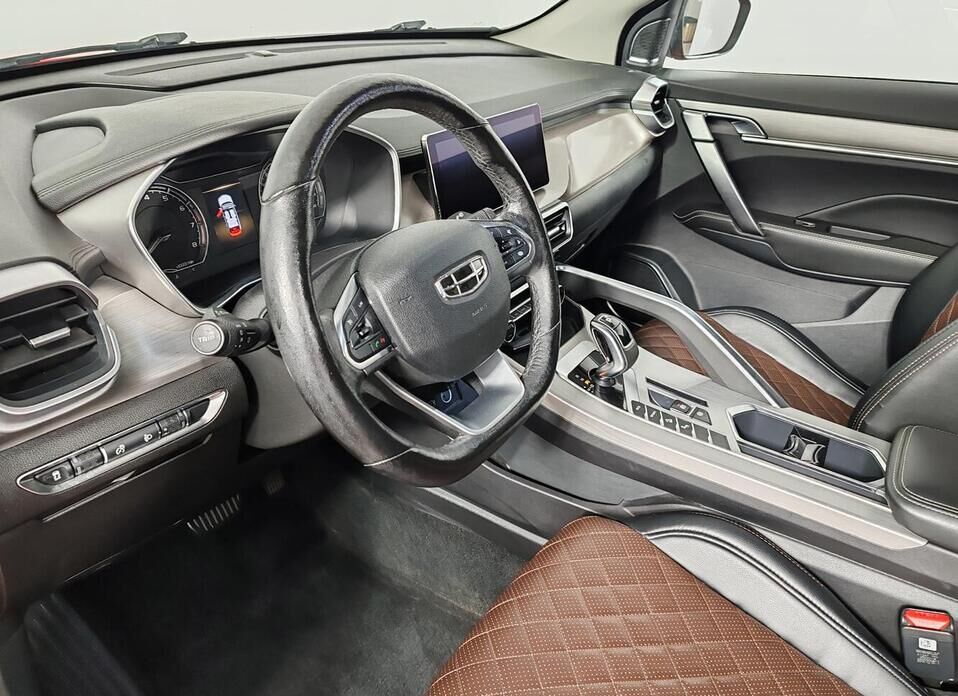 Geely Coolray, I 1.5 AMT (150 л.с.)