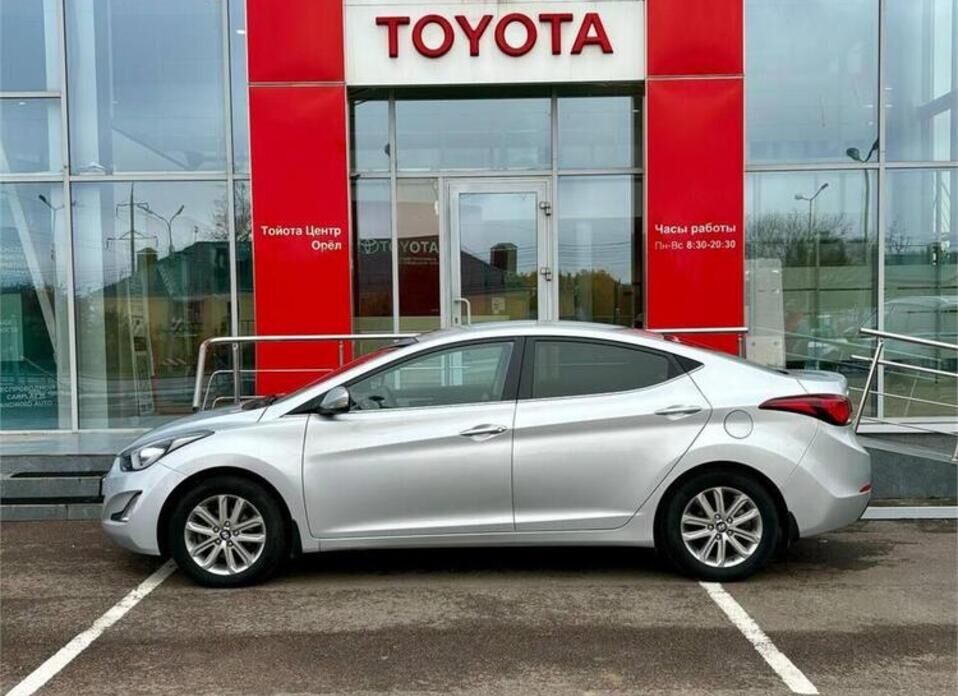 Hyundai Elantra, V (MD) Рестайлинг 1.8 AT (150 л.с.)