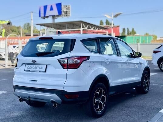 Ford Kuga, 2017 г., 170 673 км