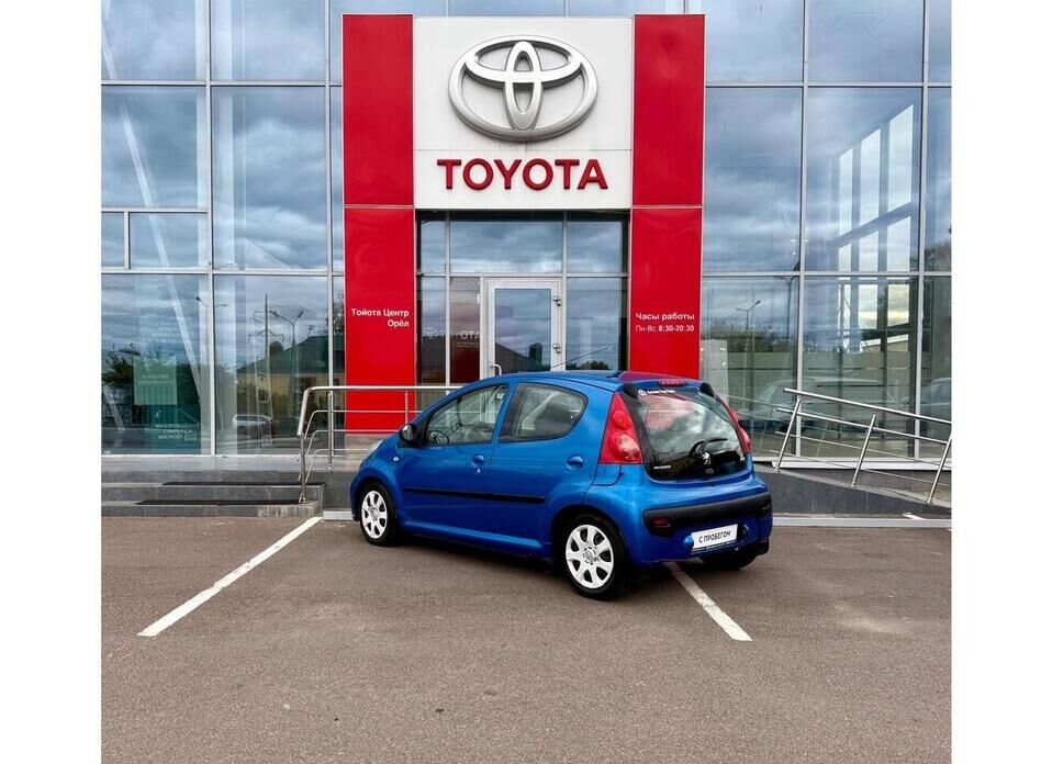 Peugeot 107, I Рестайлинг 1.0 AMT (68 л.с.)