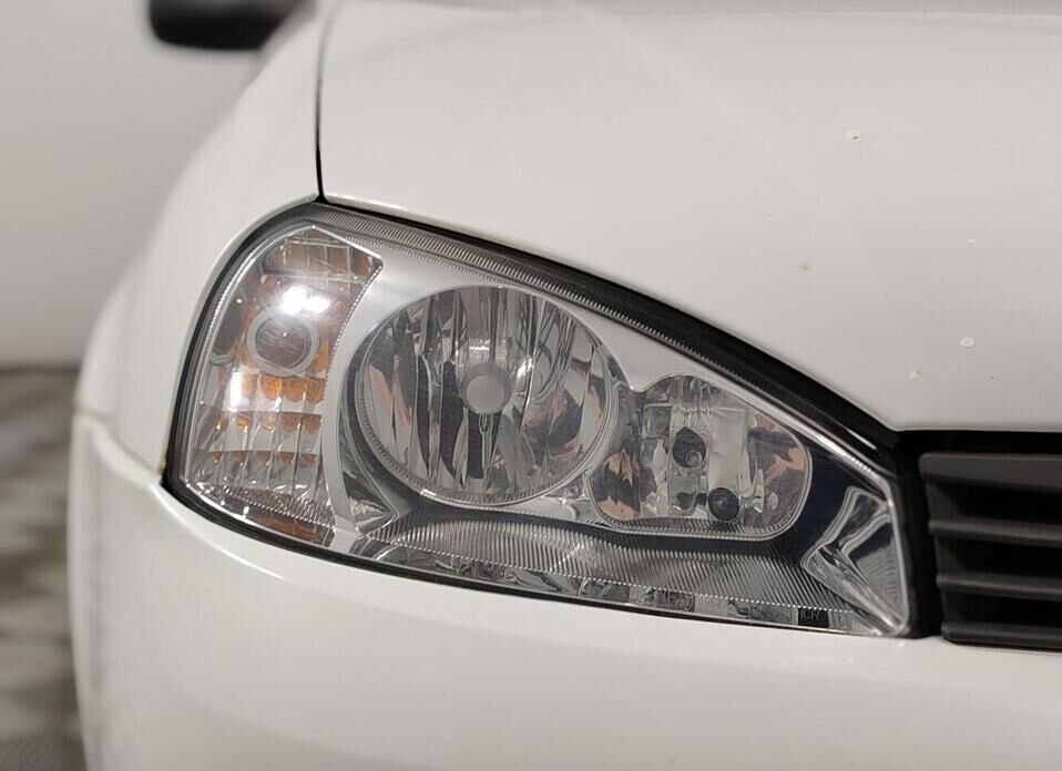 LADA (ВАЗ) Kalina, I 1.6 MT (84 л.с.)