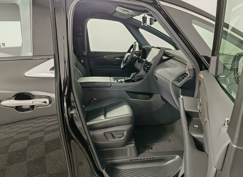 Toyota Alphard 2.5hyb CVT (190 л.с.) 4WD