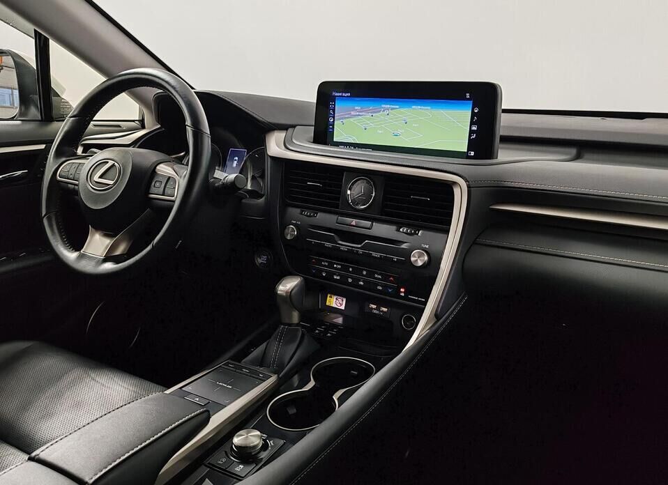 Lexus RX, IV Рестайлинг 300 2.0 AT (238 л.с.) 4WD