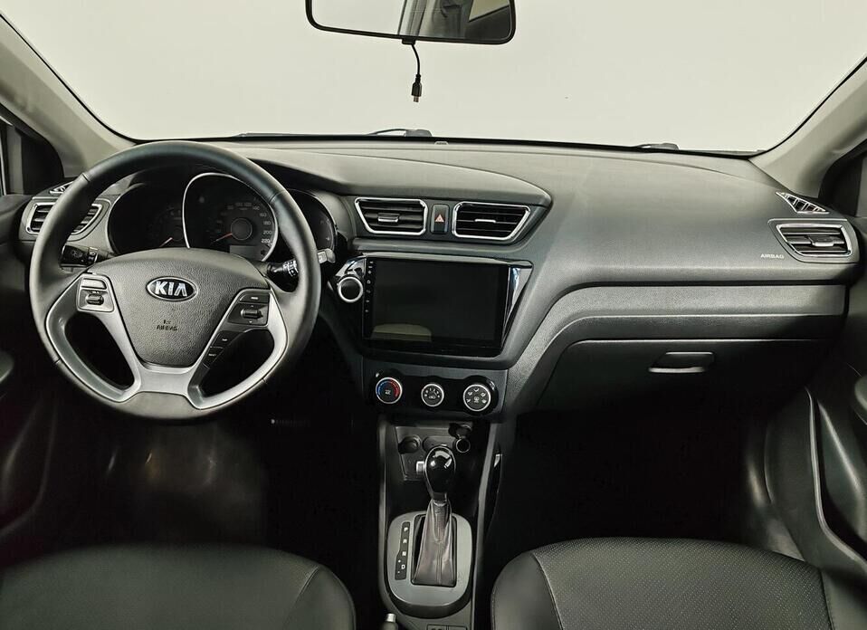Kia Rio, III Рестайлинг 1.6 AT (123 л.с.)