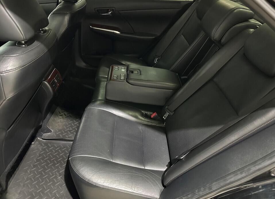 Toyota Camry, VII (XV50) 2.5 AT (181 л.с.)