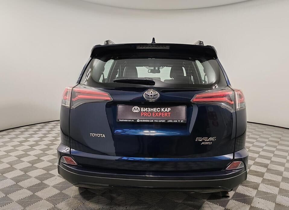 Toyota RAV4, IV (XA40) Рестайлинг 2.0 CVT (146 л.с.) 4WD