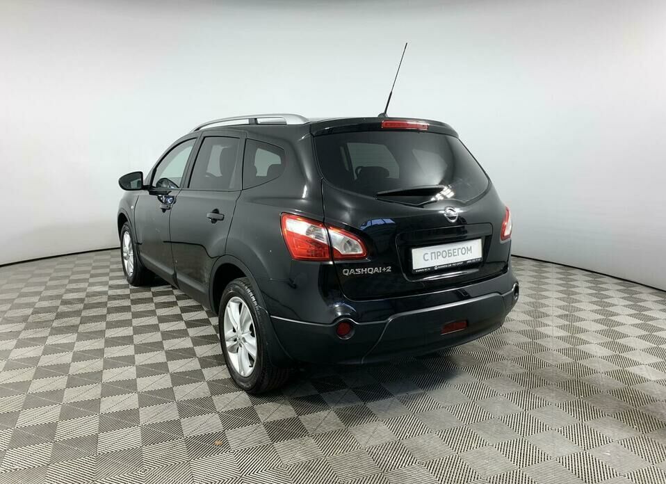 Nissan Qashqai+2 2.0 MT (141 л.с.)