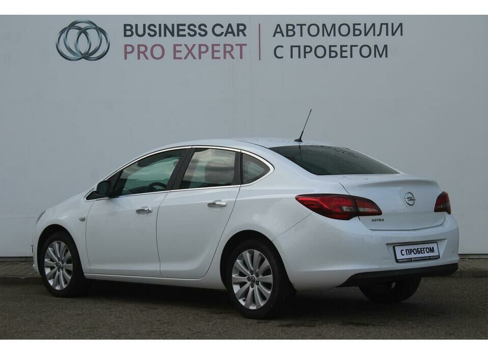 Opel Astra 1.6 AT (115 л.с.)