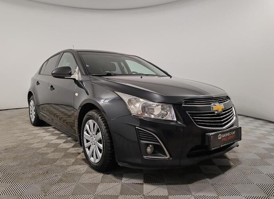 Chevrolet Cruze, I Рестайлинг 1.6 AT (109 л.с.)
