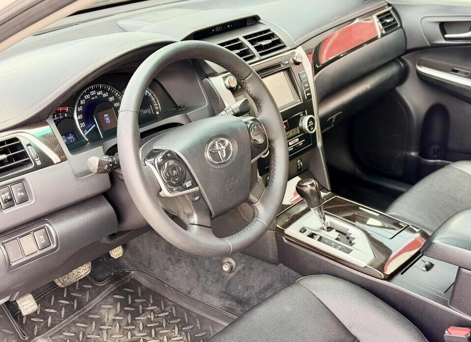 Toyota Camry, VII (XV50) 2.0 AT (148 л.с.)