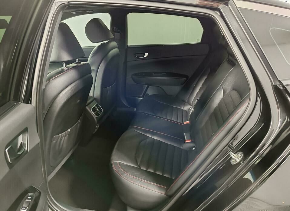 Kia Optima 2.4 AT (188 л.с.)